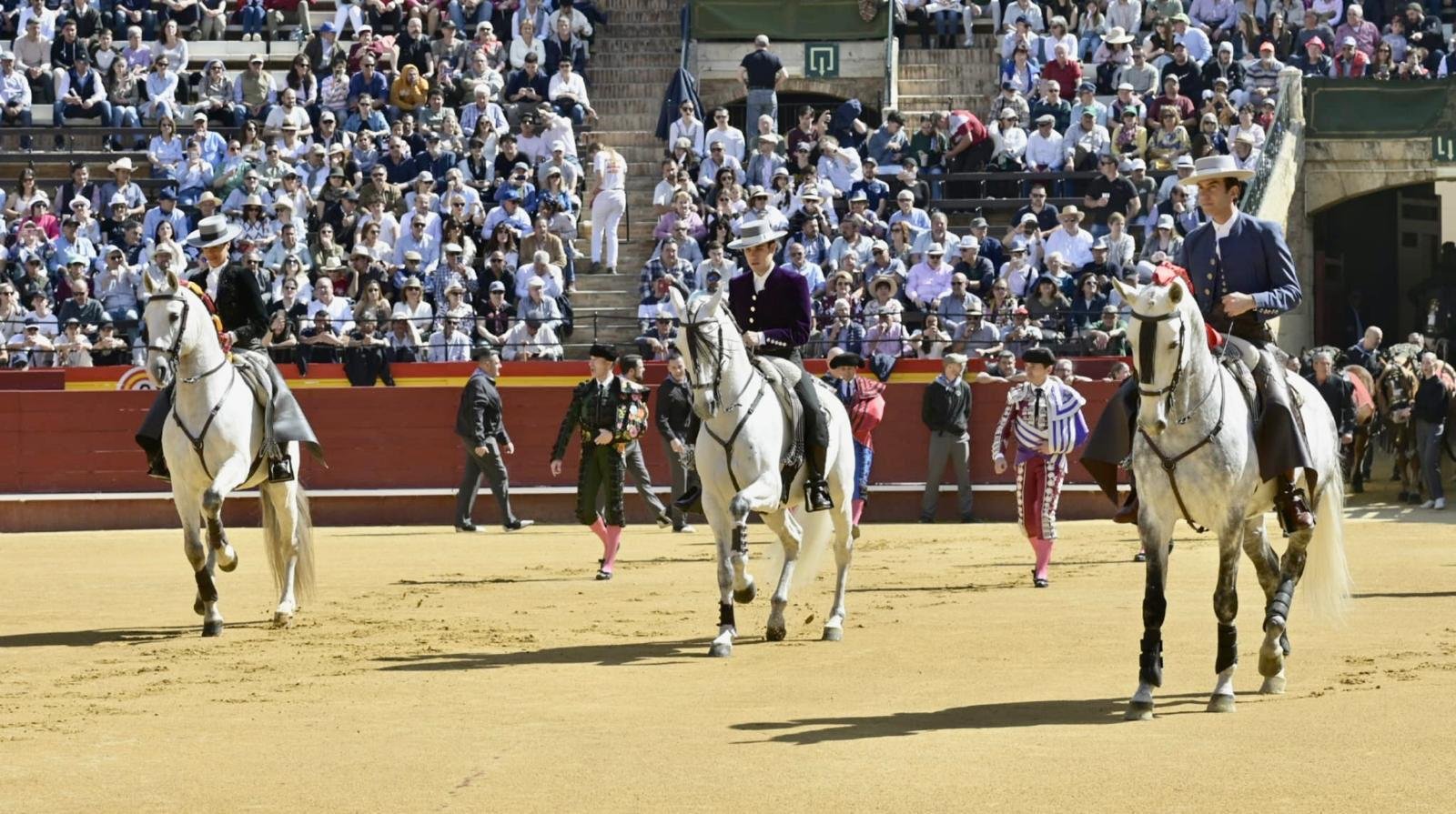 LEA VICENS, GUILLERMO HERMOSO DE MENDOZA Y SERGIO GALÁN