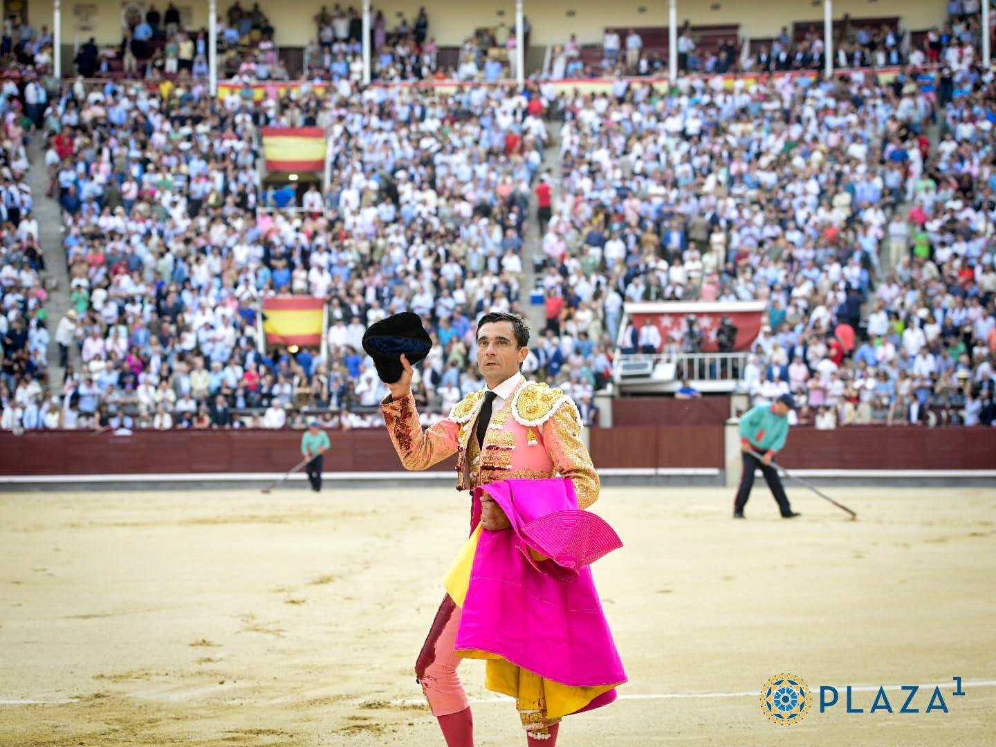 PACO UREÑA