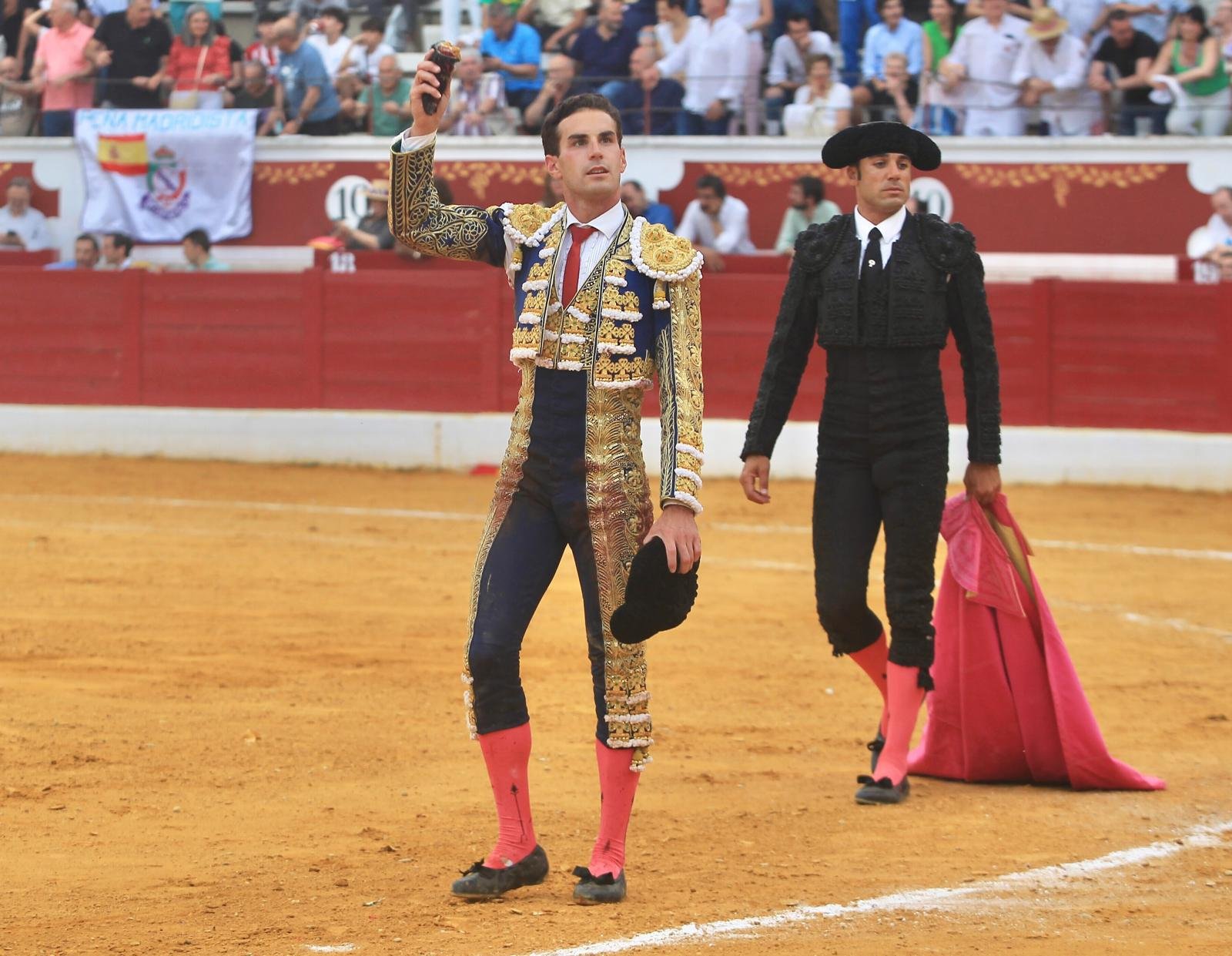 FERNANDO ADRIÁN
